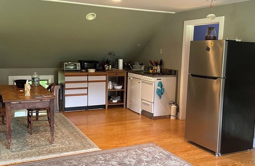 Tyringham Apartment | Charming studio loft in The Berkshires surrounded by 20 acres of nature