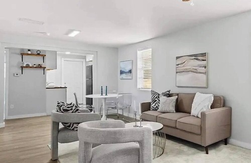 Tallahassee House | Great Weekender