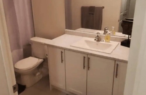 Clarington Apartment | BOWMANVILLE ESCAPEn