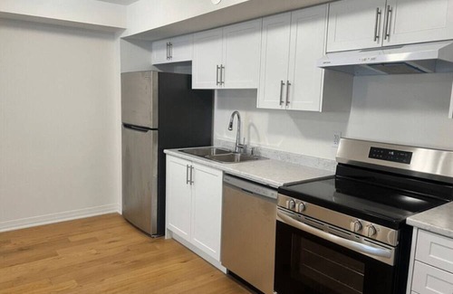 Clarington Apartment | BOWMANVILLE ESCAPEn