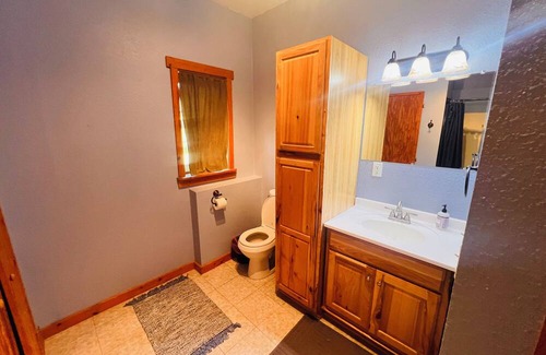 Nemo House | Charming 3-bedroom House with WiFi in Serene Nemo