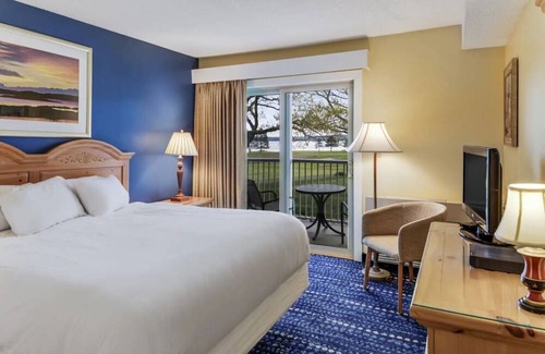 Glen Cove Condo | Oceanfront 1 Bedroom Fully Equipped Condo located at Samoset Resort