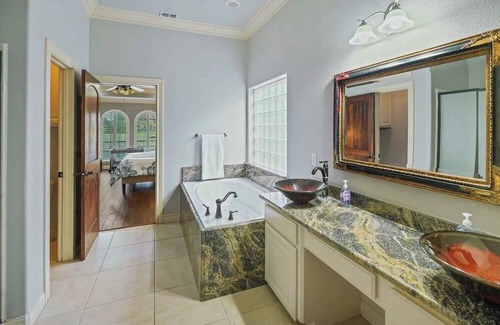 South Side House | 301A) Two homes with two Pools!