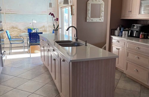 Yalesville House | Waterfront 2BR Oasis in East Haven – 10 Mins to New Haven