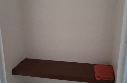 Las Piedras House | Charming 2-bedroom house in brilliant Las Piedras with AC