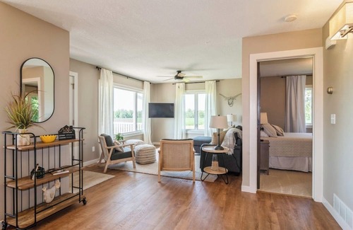 Milaca House | Charming 2-bedroom country home in Milaca!