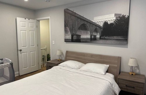 Northeast House | Fully furnished 4-bdr family-friendly townhome in NE of Washington DC