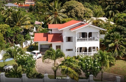 Beau Vallon House | Holiday house Beau Vallon for 1 - 6 persons with 3 bedrooms - Holiday house