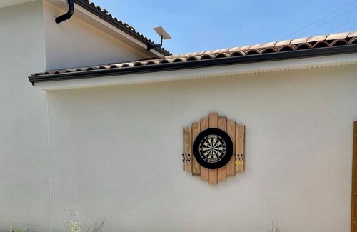 Maurens House | Maison Moderne à la Campagne, Climatisée, Piscine Chauffée Privative