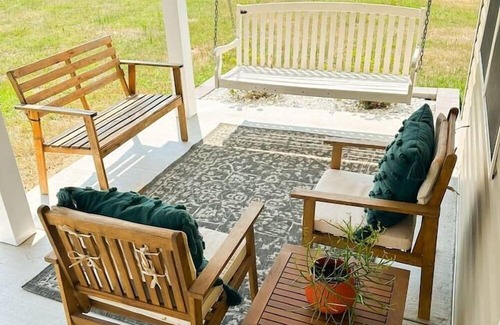 North East House | Sweet Little Home Away From Home