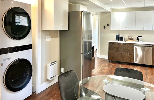 Prince George House | Inclusively Home - Buckhorn Suite