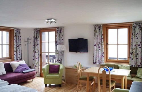Unterach am Attersee Apartment | Seewohnung - Seehaus Unterach
