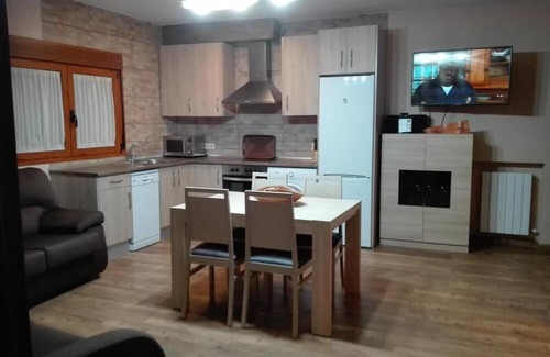 Codo House | Country House 'Los Zafranales Completo' with Sea View, Wi-Fi and Air Conditioning