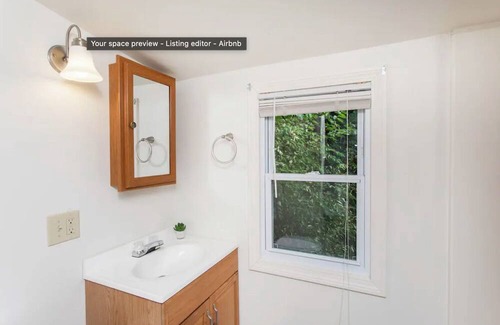 Malta Cabin | Cozy Saratoga Cabin with 1 bedroom and AC