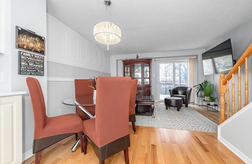 Civic Hospital - Experimental Farm - Central Park House | The Victorian Central: furnished mid-term rental @ Central Park, 15mins Downtown