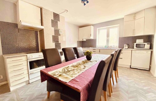 Flen Apartment | Bjurvik's Villa - Flat 2 - Business Customers Only