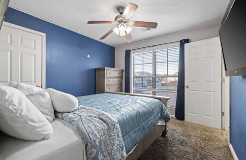 Olive Branch House | Cozy 4-bedroom house family and pet friendly home in Olive Branch with AC, WiFi