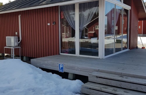 Hailuoto Cottage | Cozy little cottage for couples on the island of Hailuoto near Oulu, Finland.