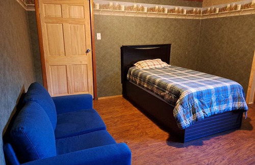Lowville House | Charming 2-bedroom house just outside of Lowville