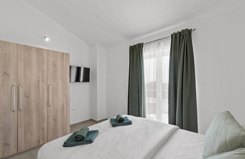 Kukci House | Beautiful Villa Delfis only 4km from Poreč