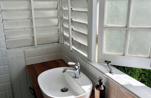 Wongaling Beach House | Coastal Queenslander on Mission Beach. Pet friendly