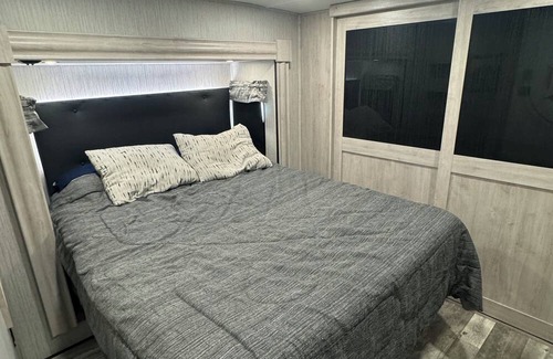 Willis Cabin | Water Front Lake Conroe Camping in Style 2 bedroom 2 bath