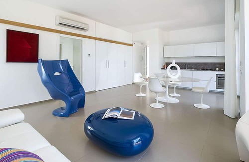 Marina di Modica Villa | Villa in Noto with 9 bedrooms sleeps 18