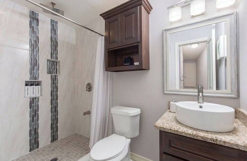 Weslaco House | Mid Valley Casita Delight
