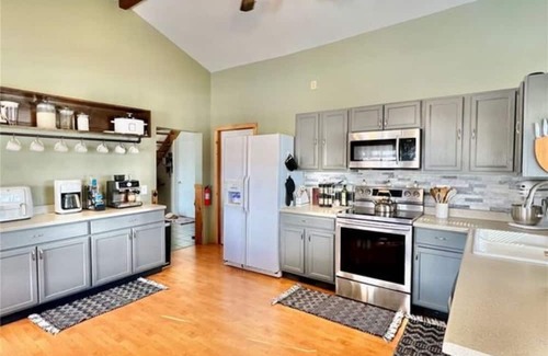 Okanogan County Cabin | Cabin retreat outside of Omak! Hunter's dream and offroad enthusiasts paradise!