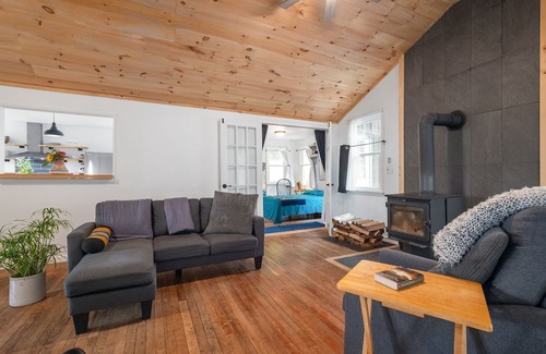 Summit Ski Chalet | Serene 4-bedroom chalet in Summit at 2100 feet elevation with mountain views