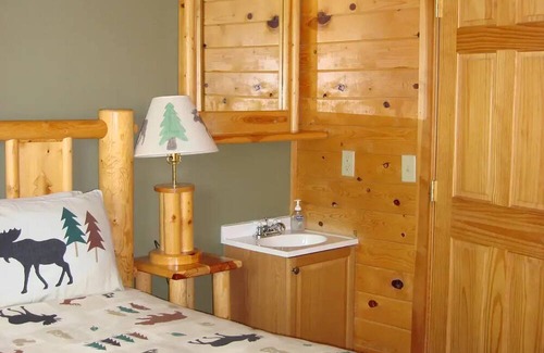 La Sal Cabin | Aspen Cabin