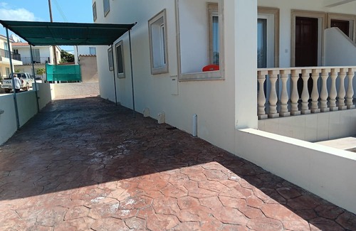 Emba Apartment | Cozy studio in delightful Chloraka - Paphos with AC, WiFi