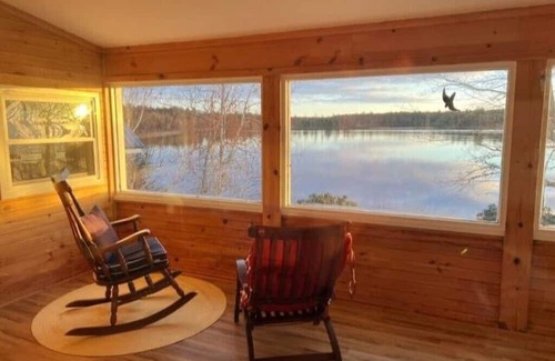 Queens House | The Lake House "Piece of Sky"