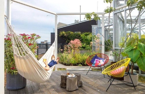 Canal Ring Apartment | Bright and Airy 1-Bedroom Gem