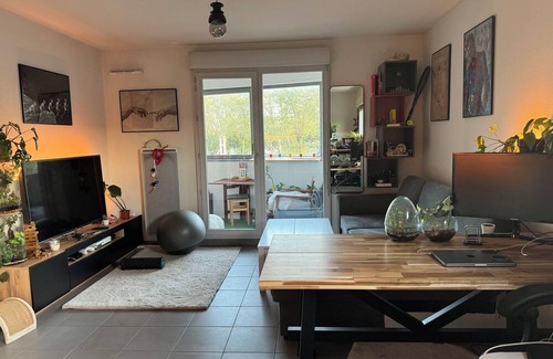 Monplaisir Apartment | Entire apartment near Jean-Macé