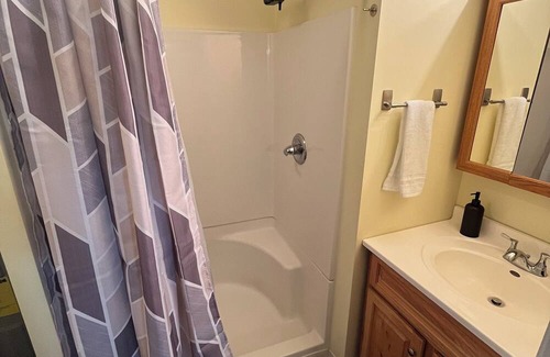 St Ignace House | Entire House - Downtown St. Ignace