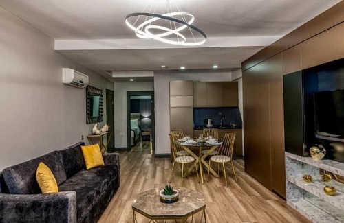 Sisli Apartment | A Palace Suites - One-Bedroom Suite 2