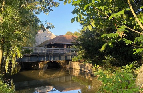 Saint-Cyr-sur-Morin Cottage | Lovely 3-bedroom cottage between Disneyland, Paris and Champagne Reims