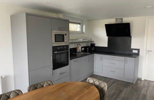 Biddinghuizen House | Bosvilla 10 by Interhome