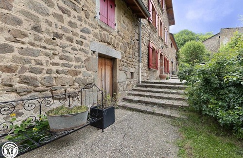 Ceilloux House | Le nid douillet - CEILLOUX