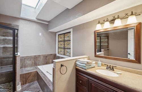 Haines City House | NEW LISTING! 2BDRM Canterbury Oasis by RedAwning
