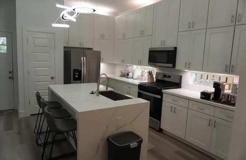 OST - South Union House | Cozy home near NRG & MED Center