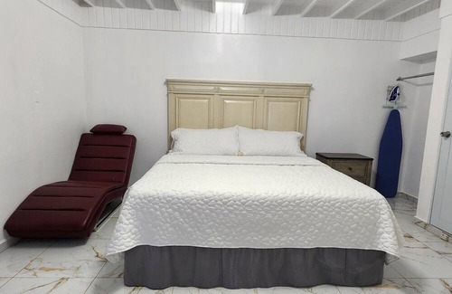 Aguadilla House | Safe Family Environment, beautiful beaches 15- 20 miles away