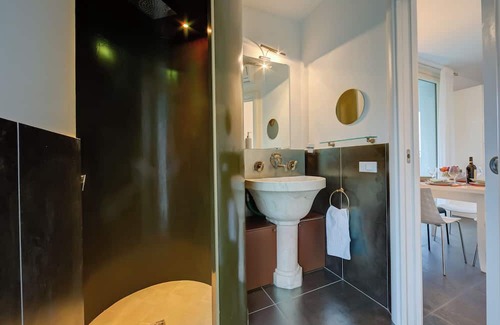 Gaino Apartment | Casa Oleandri with pool and lake view