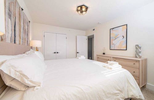 East Ocean View Apartment | Plankton Suite | Pet-friendly | Close to the Ocean
