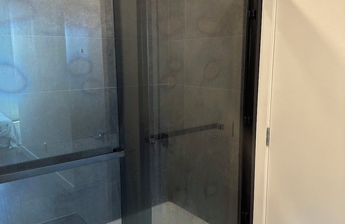 Saint-Laurent Condo | Condo or townhouse, designed for clean, modern living