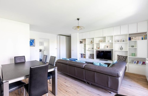 Maisons-Alfort Apartment | GuestReady - Modern Comfort near Paris