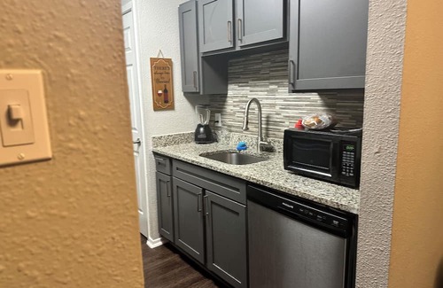 Briarforest Apartment | Cozy 1-bedroom apartment with WiFi, AC in superb Houston neighborhood.