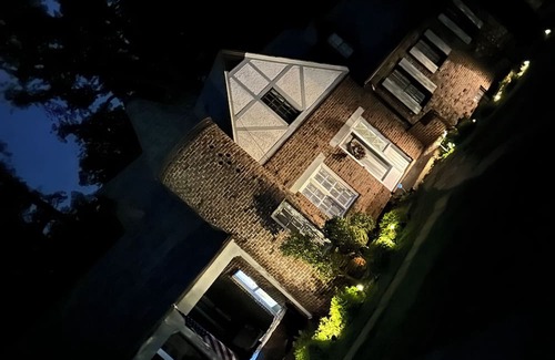 Martinsville Apartment | Cozy 1-bedroom apartment with shared driveway and one exit door. Pet on site.