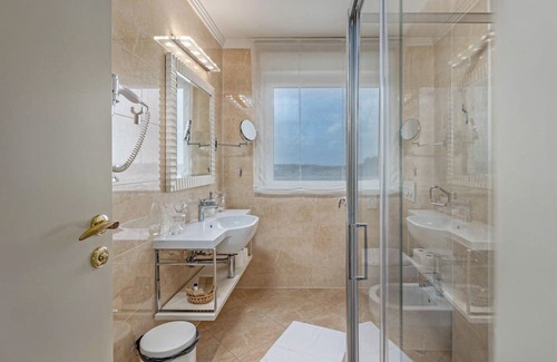 Pjescana Uvala Villa | Villa Oasi Pool & Spa